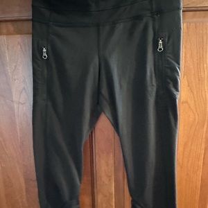 Lululemon black athletic style workout leggings